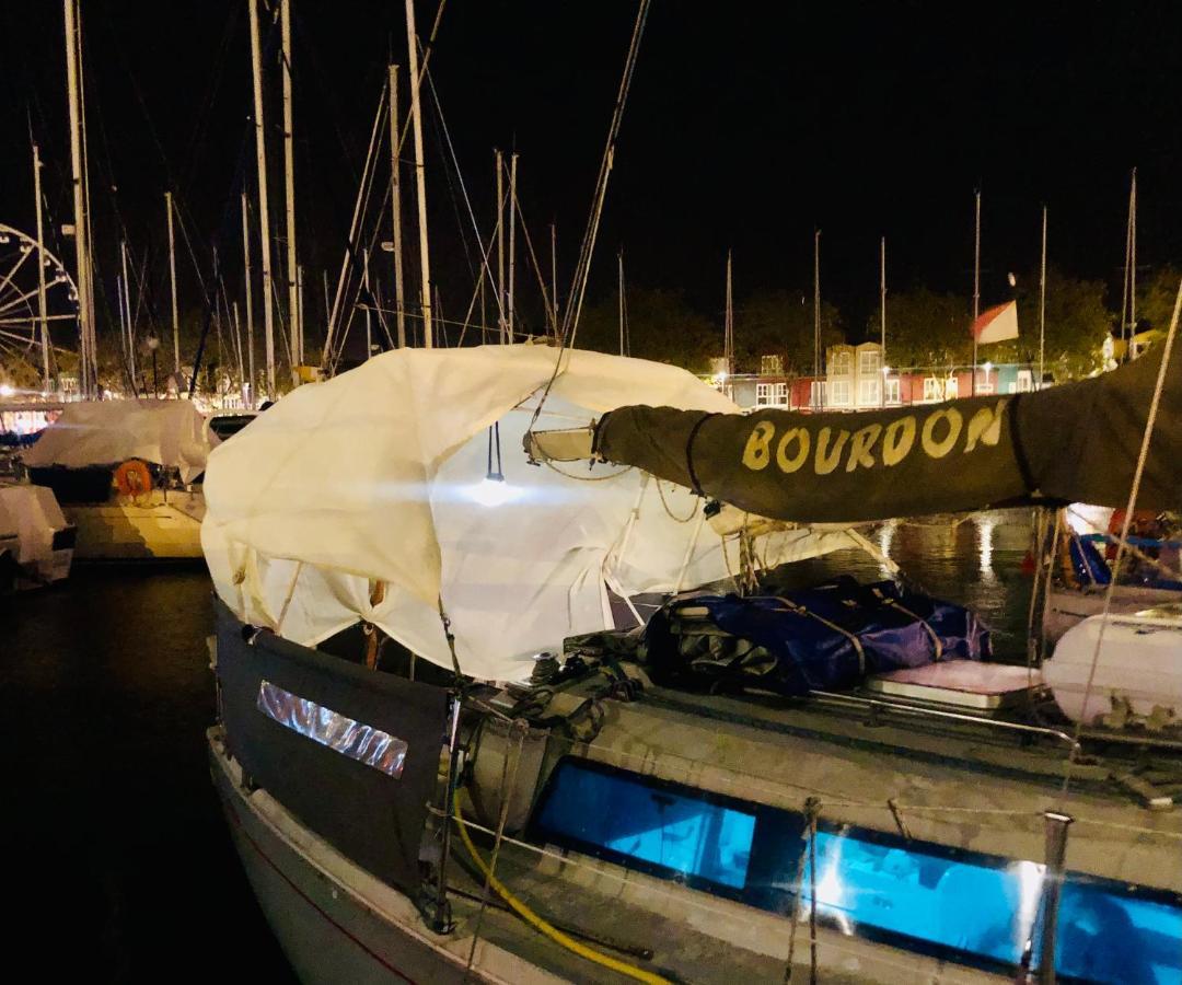 Nuit Insolite Sur Un Voilier Au Coeur De La Rochelle La Rochelle  Exteriör bild
