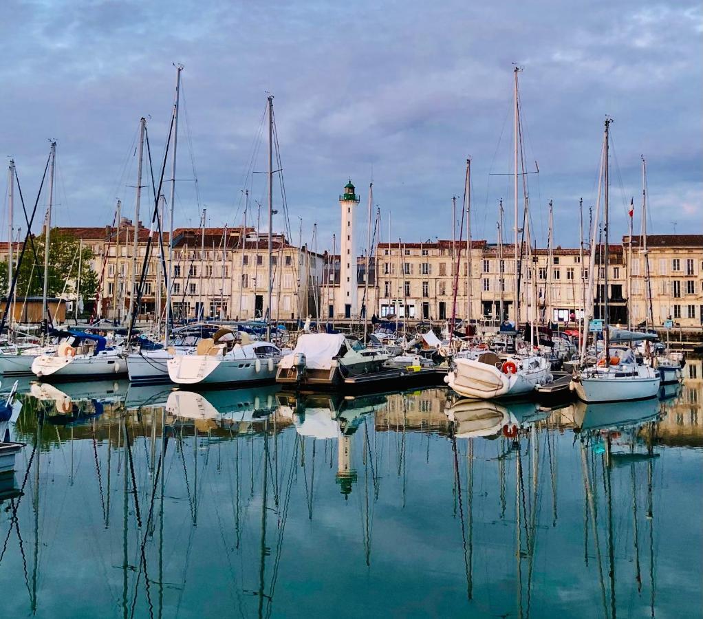 Nuit Insolite Sur Un Voilier Au Coeur De La Rochelle La Rochelle  Exteriör bild