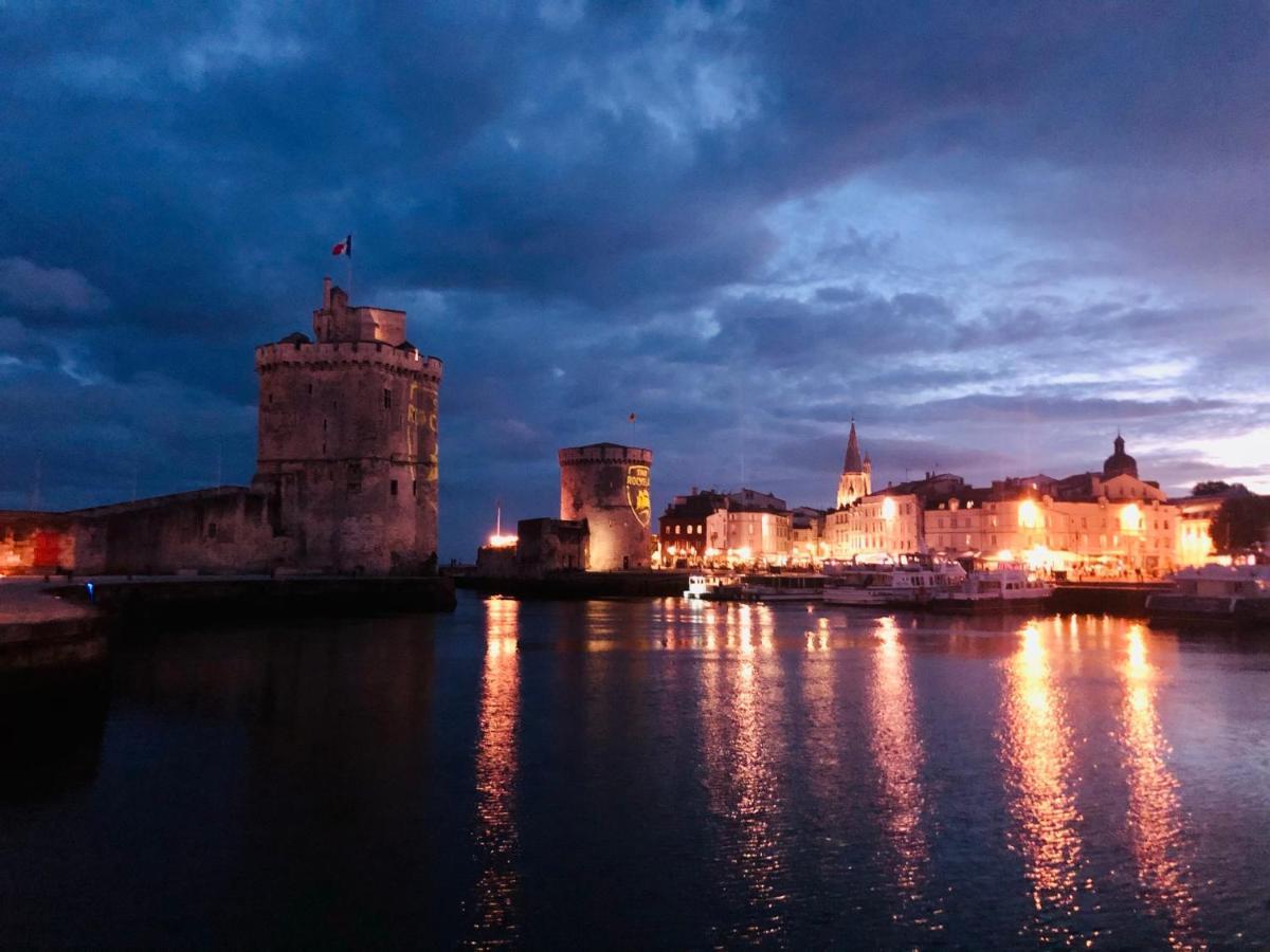 Nuit Insolite Sur Un Voilier Au Coeur De La Rochelle La Rochelle  Exteriör bild
