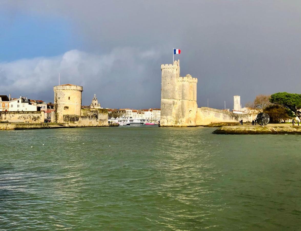 Nuit Insolite Sur Un Voilier Au Coeur De La Rochelle La Rochelle  Exteriör bild